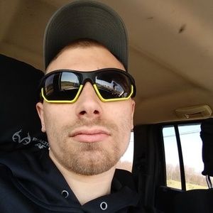 Meet your Posher, Applebee